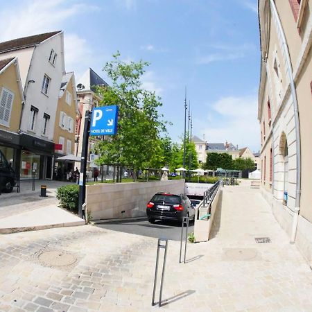 Coeur De Ville, Calme, Spacieux,Parking Et Wifi ! Chartres Eksteriør billede