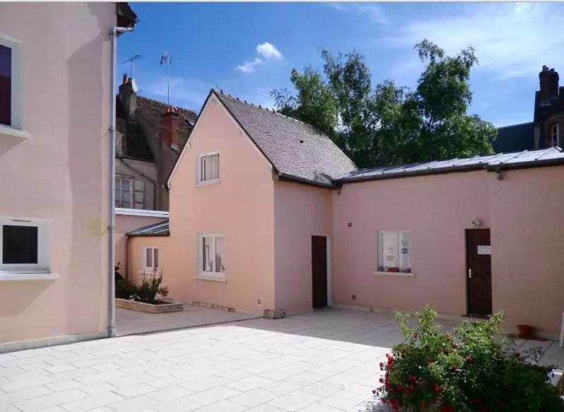 Coeur De Ville, Calme, Spacieux,Parking Et Wifi ! Chartres Eksteriør billede